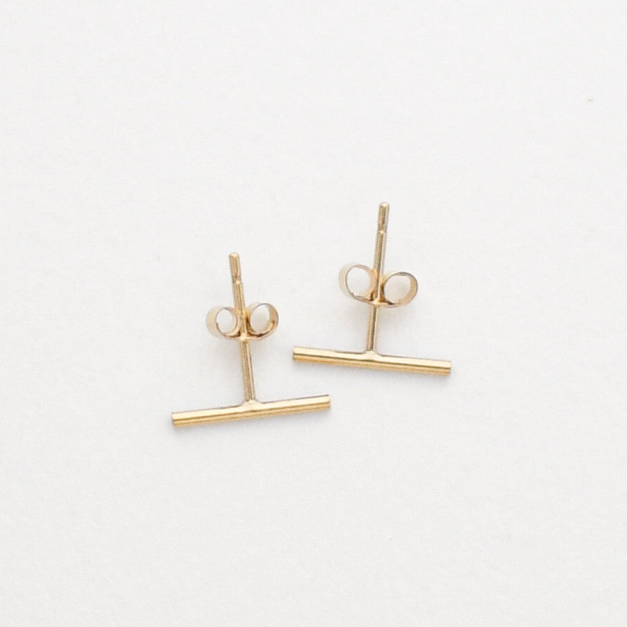 Minimal Bar Earring - Gold Clove