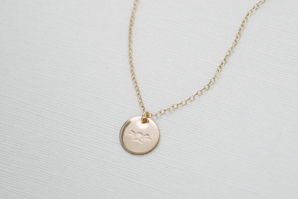Cat Whiskers Disc Necklace - 1/2” - Gold Clove